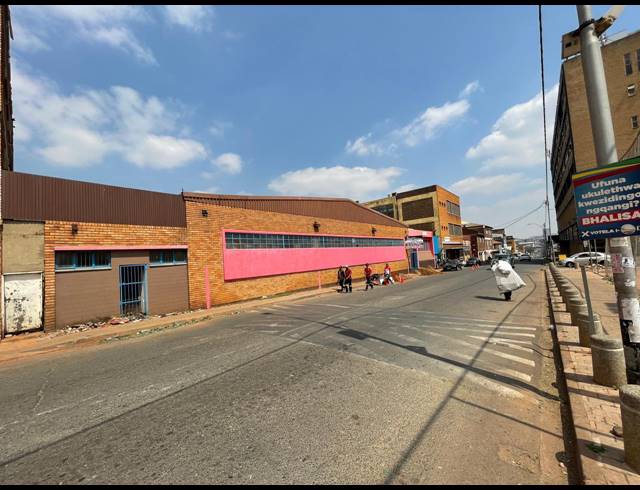 2,271M² WAREHOUSE FOR SALE IN JEPPESTOWN